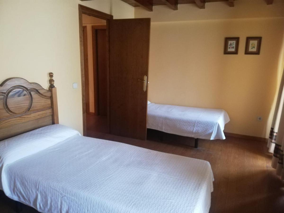 Casa Rural Del Chopo La Aliseda de Tormes Esterno foto