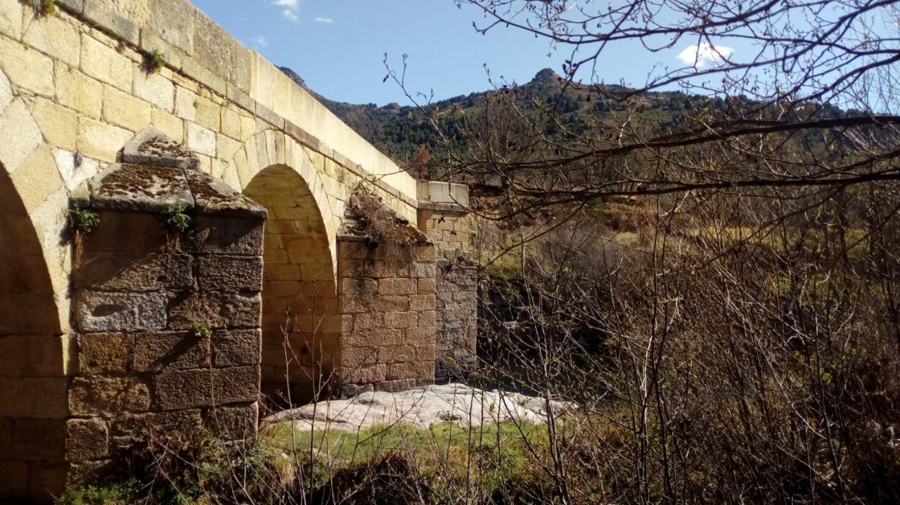 Casa Rural Del Chopo La Aliseda de Tormes Esterno foto