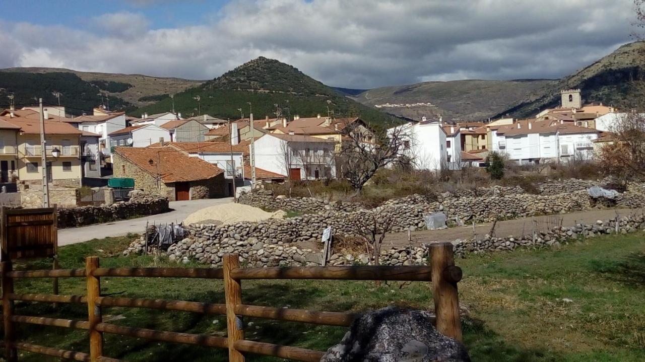 Casa Rural Del Chopo La Aliseda de Tormes Esterno foto