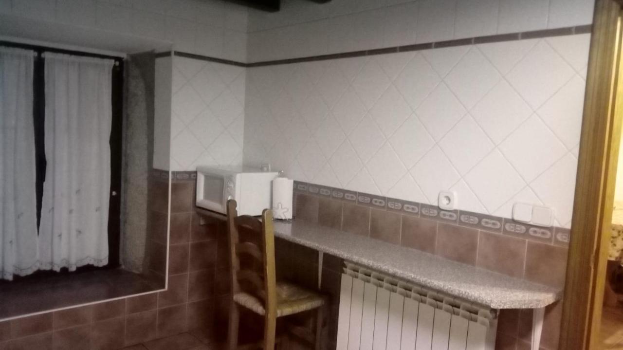 Casa Rural Del Chopo La Aliseda de Tormes Esterno foto